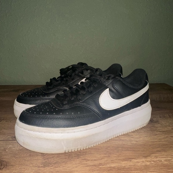 Nike Court Vision Alta LTR Leather Shoes Black White Women's Size 9 DM0113-002 - Picture 3 of 8